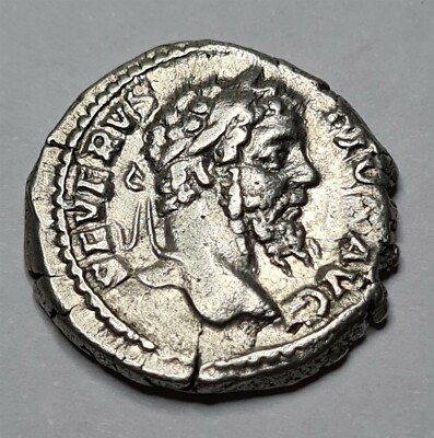Ancient Rome Denarius Caesar SEPTIMIUS SEVERUS Silver LIBERALITAS VF Scarce #C36