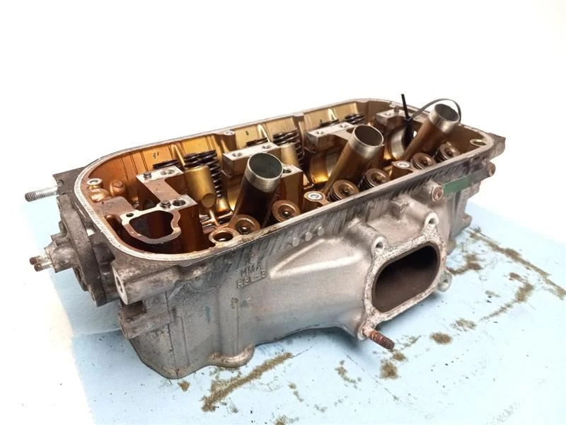 2000-2004 TOYOTA AVALON RIGHT SIDE CYLINDER HEAD - Image 3 of 4