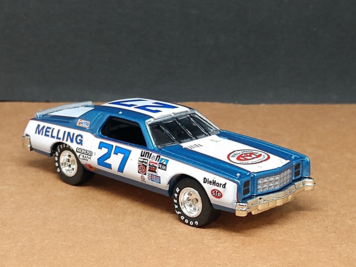 Nascar Legends Benny Parsons 80 Monte Carlo Limited Adult