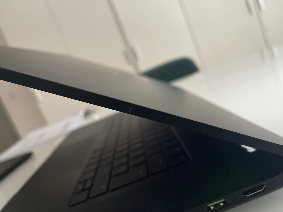 Razer Blade Pro 2022 RTX 3060 - Bild 4 von 4