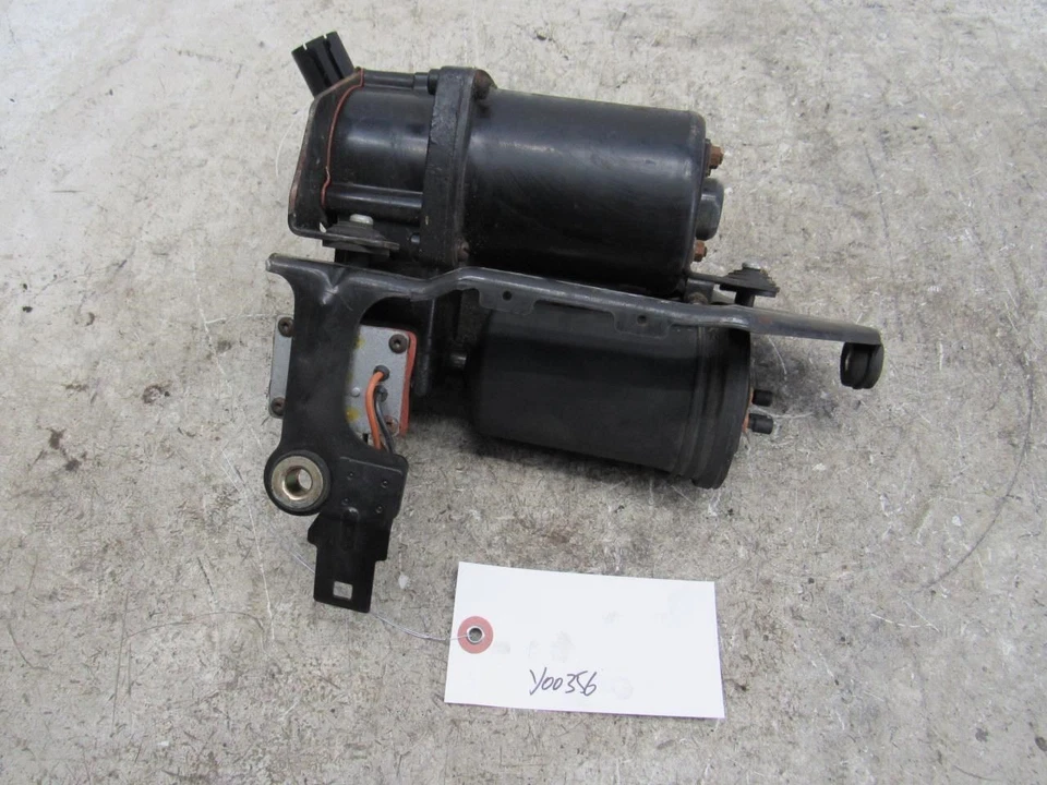 2002 Lincoln Navigator air ride suspension compressor pump assembly OEM 1 port Foto 3 de 4