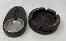 Set Of 2 Pcs Assorted Dark Brown Engraved Wooden Round Collectible Ashtrays