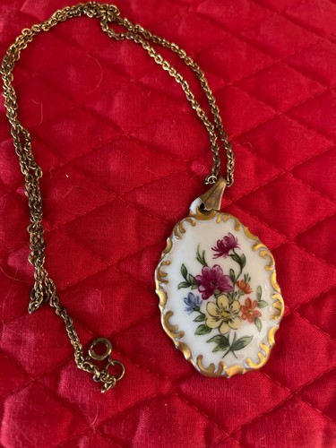 Vintage Rosenthal Marktredwitz Germania necklace