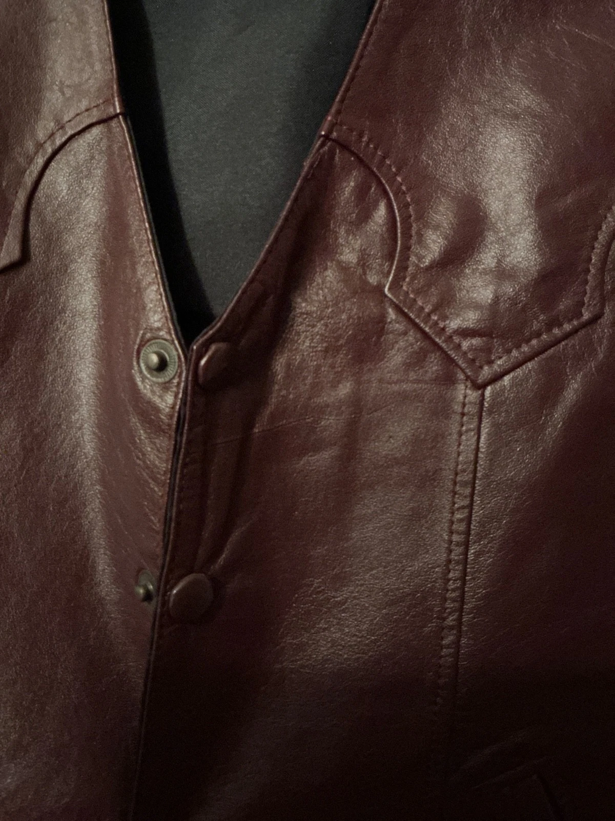 Vintage Creaciones GLR Burgandy Leather Vest Size 40 Leon Cowboy Rancher Mexico - product detail image 5
