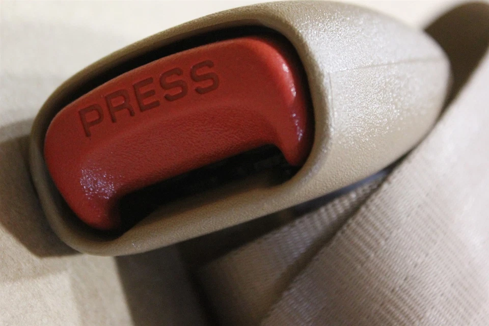 Retractor de cinturón de seguridad trasero 96-00 Caravan Chrysler Town & Country 0GP25SK5 NOS OEM Foto 3 de 4