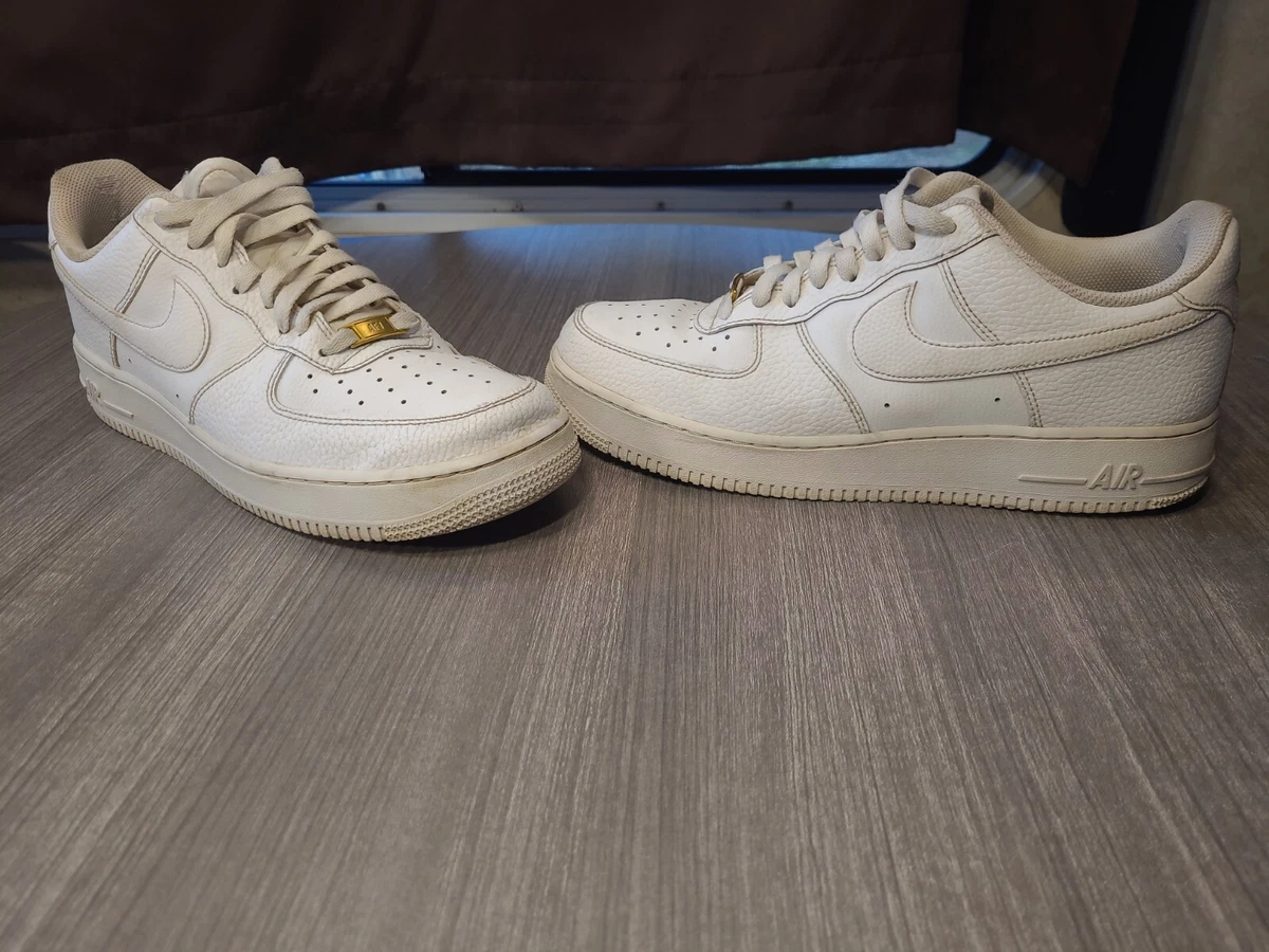 compileren Midden Bandiet Nike Air Force 1 Triple White+ Gold Lace Lock Men&#039;s Size 10 CZ0326-101  | eBay