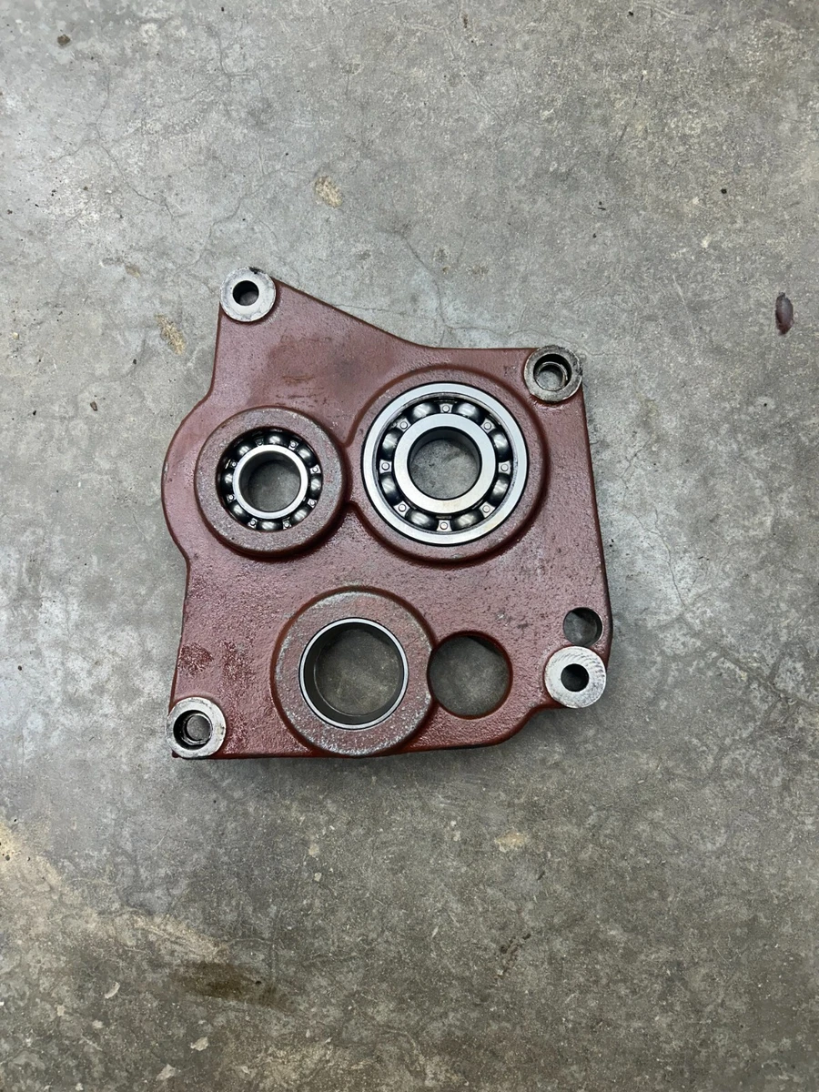 YZ80477 John Deere 4400 Bearing Retainer | eBay