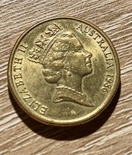 1986 Australian $1 Coin Gold Tone International Year of Peace QEII