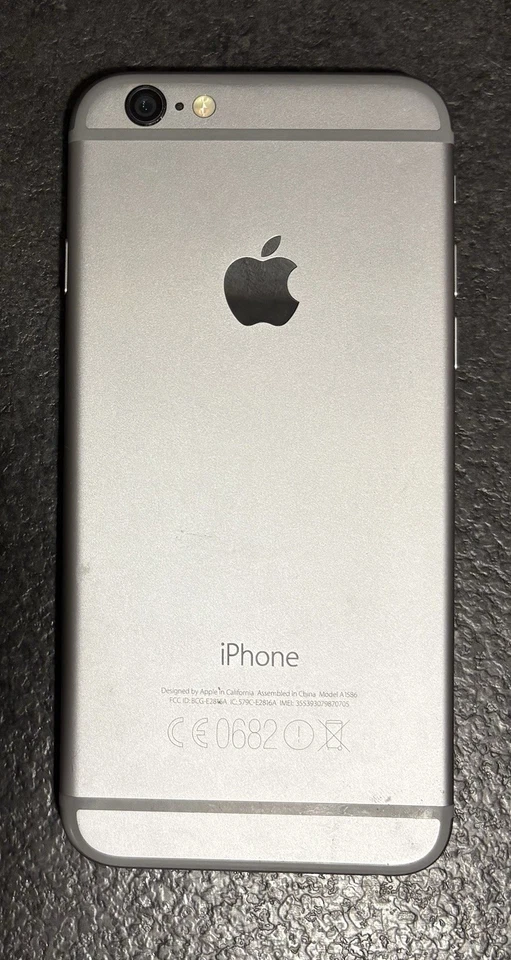 Apple iPhone 6 - 32GB - Grigio siderale (Sbloccato) - Immagine 3 di 4