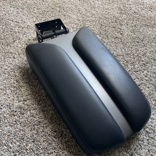 2015-2019 Nissan Murano Platinum Center Console Armrest Lid Cover 96920 2015-2019 Nissan Murano Platinum Center Console Armrest Lid Cover 96920