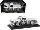 1973 CHEVROLET CHEYENNE 10 PICKUP "DIA DE LOS MUERTOS" 1/24 BY M2 40100-MJS02