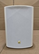 One Kramer Electronics GALIL 6-O On-Wall Speaker with Mounting Bracket