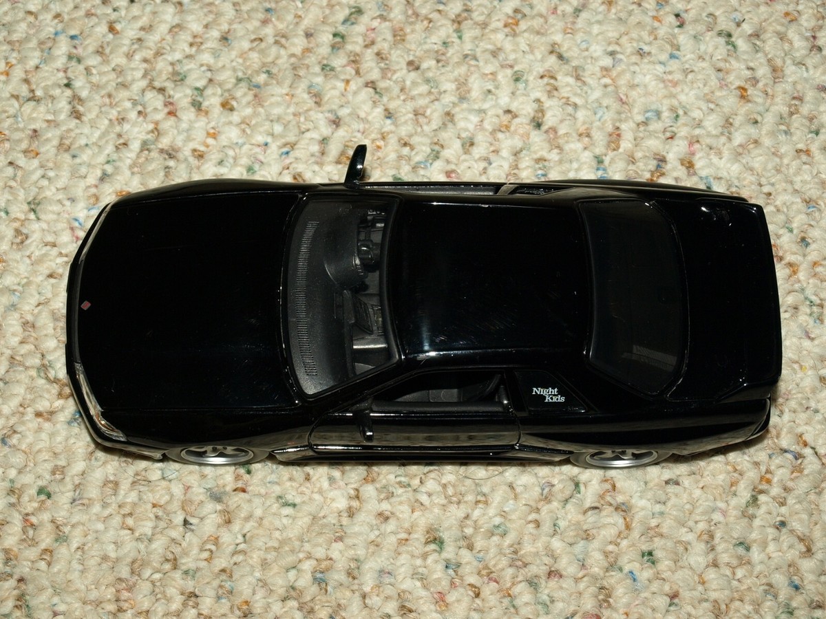 Rare Jada Initial D Nissan Skyline GT-R R32 Diecast Car 1:24