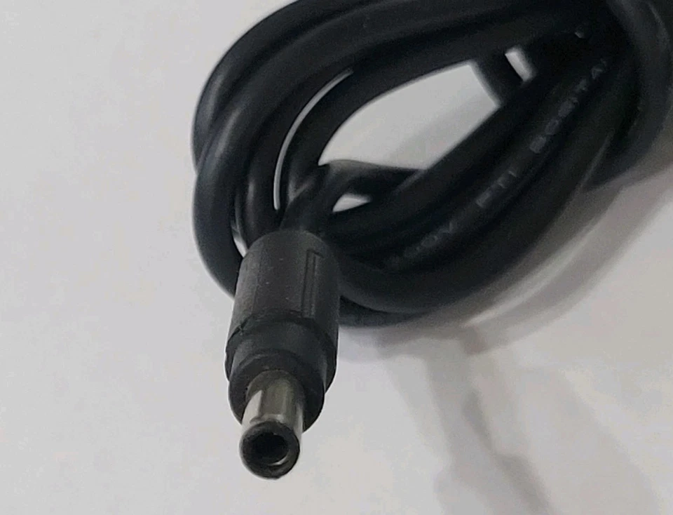 Cargador adaptador de CA Eureka MC2508A para aspiradora NEC126 NEC220 - Usado Foto 2 de 3