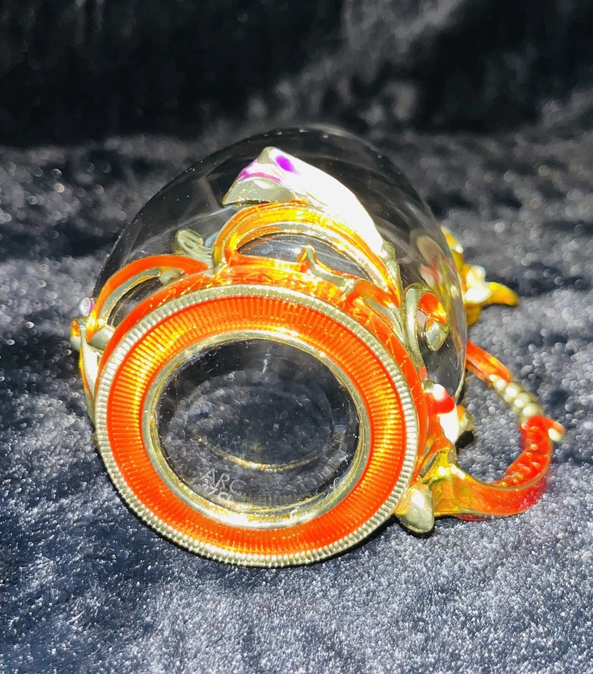 Taza de té única de vidrio esmaltado con flor de lirio rosa. Elegante, delicado, hermoso Foto 3 de 4