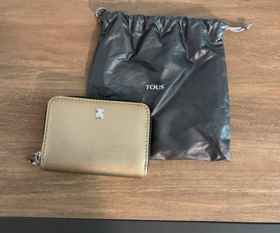 TOUS Women s Gold Zip-Around Wallet with Bear Logo, Credit Card Slots