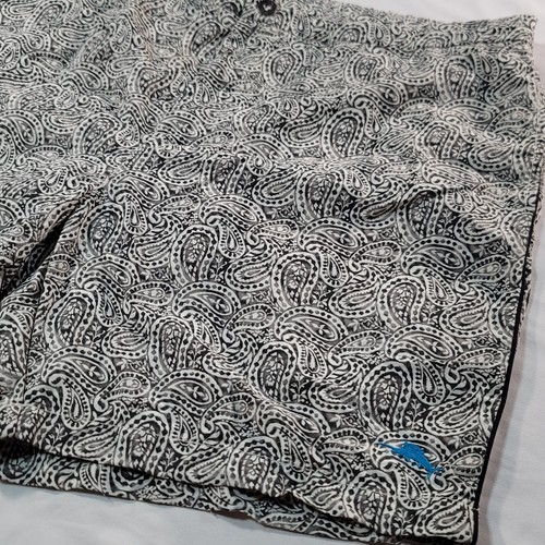 Tommy Bahama Size XXL Relax Swim Trunks Shorts White Black Paisley Men's Lined - Picture 3 of 11