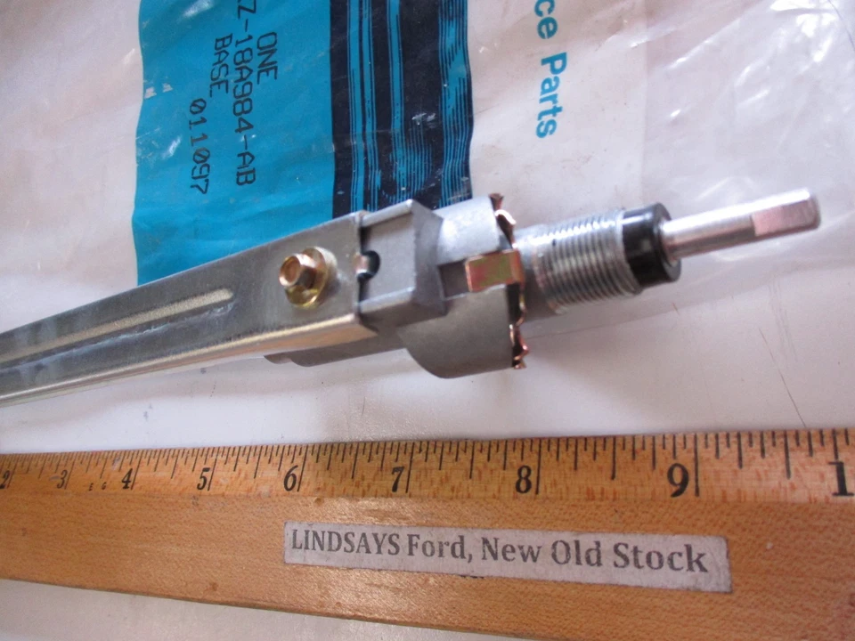 OEM FORD 1995/2000 CONTORNO "BASE" (ANTENA DE RADIO) MANUAL, PIEZA F5RZ-18A984-AB Foto 3 de 4