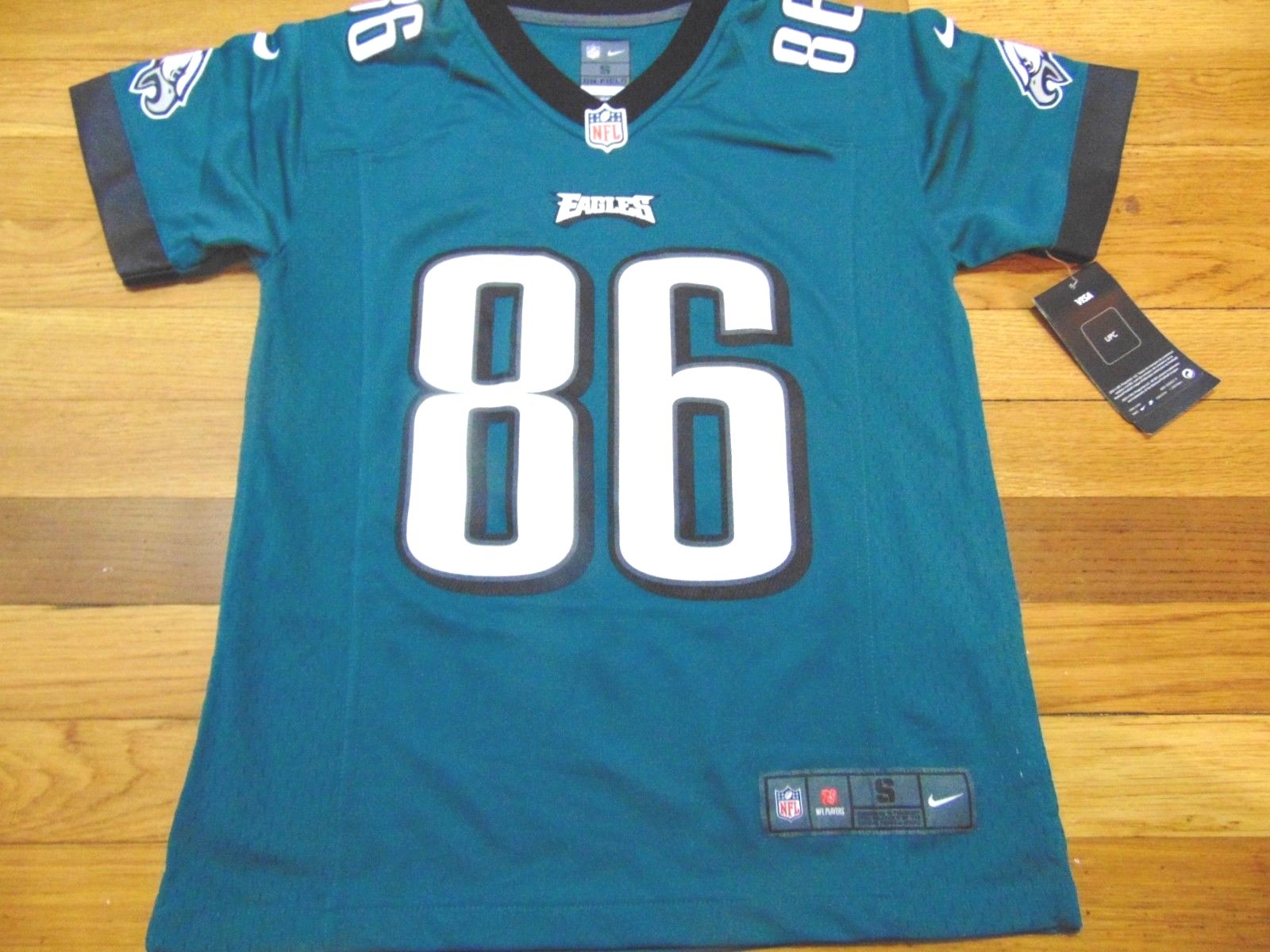 zach ertz white jersey