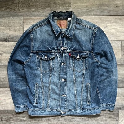 Levi's Men's 2XL Trucker Denim Jacket Medium Wash Blue Whiskers Fading