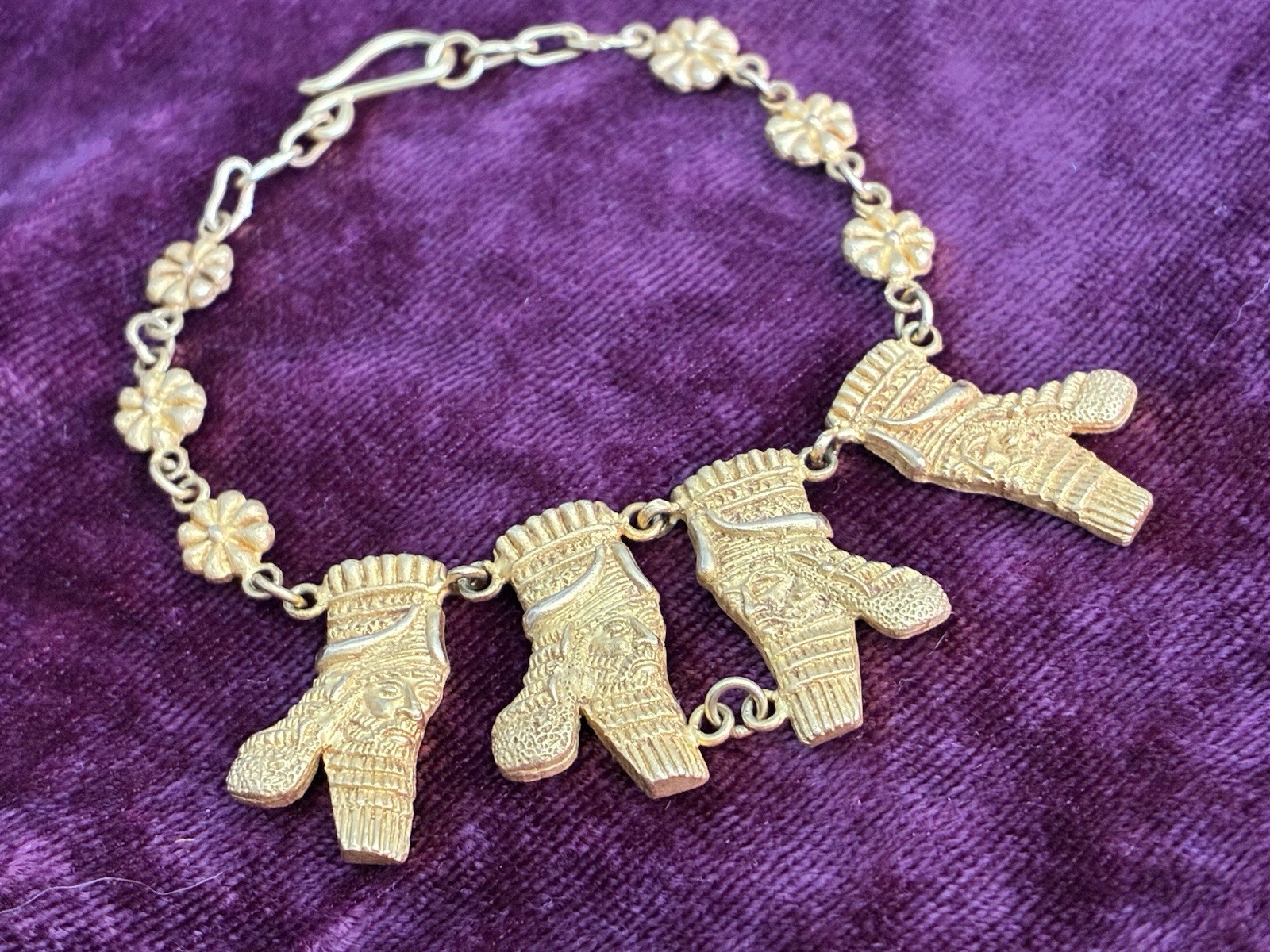 18K Solid Gold Authentic Ancient King Bracelet 7.… - image 21