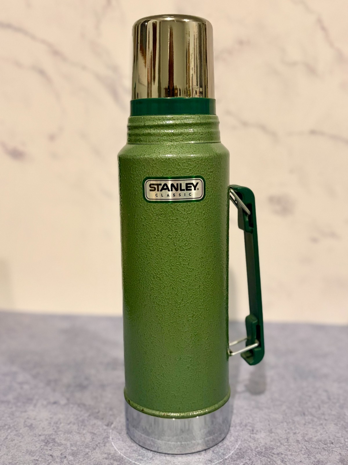 Stanley Classic Vacuum Thermos Bottle Green Aladdin Industri