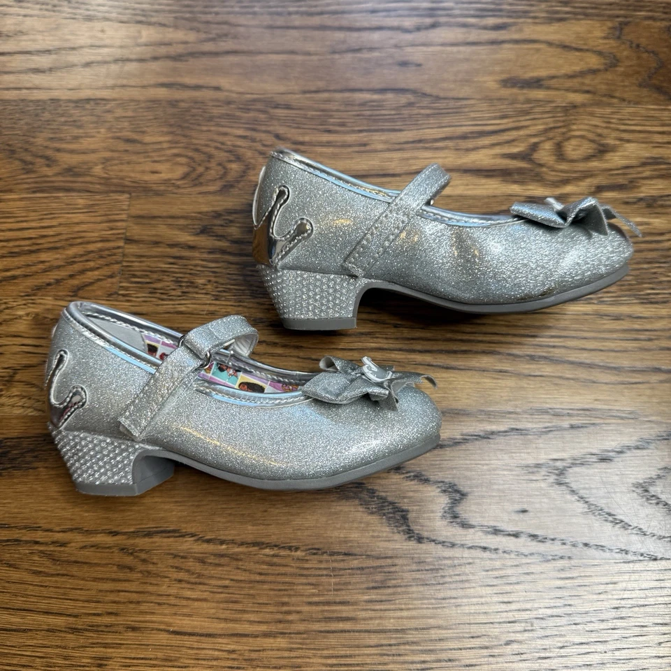 Toddler Girls Disney Princess Silver Glitter Metallic Mary Jane Heels Size 8 - Image 4 of 4