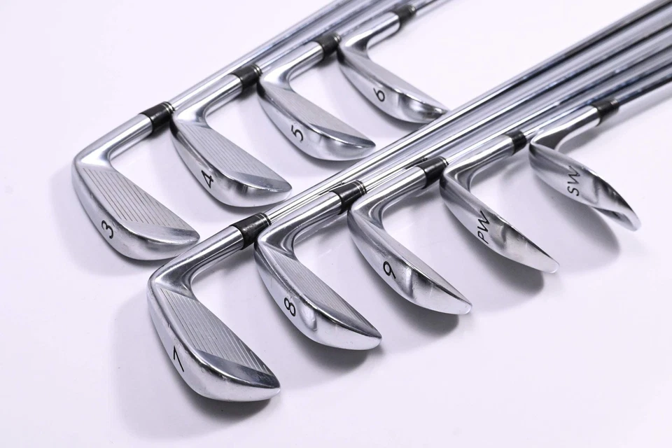 Left Hand Maxfli Revolution Black Dot Irons / 3-PW+SW / Stiff Flex Dynamic Gold - Image 4 of 4