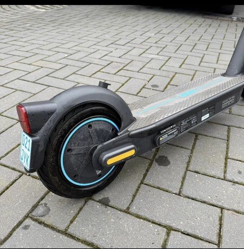 Ninebot G30D E-Scooter mit Rechnung & ABE – Straßenzulassung! - Bild 7 von 8