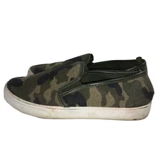 Sole Mates slip on Shoes Military Style Women’s Size 8  Walking Casual Shoes