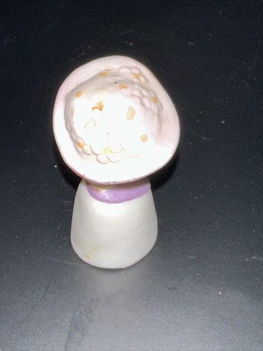 Thimble Proper Lady White & Purple Coat Floral Covered Hat Vintage Porcelain - Picture 4 of 5