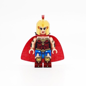 wonder woman lego minifigure