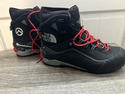 The North Face Trekking Boots Women s Summit Breithorn Futurelight US 9 NEW