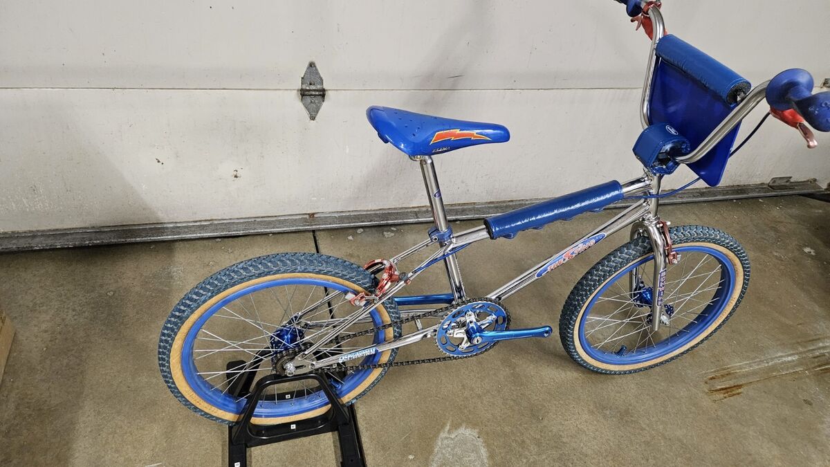 Vintage 1981 Schwinn Sting Bmx Bike Original Rare Find Vintage 1981 Schwinn Sting Bmx Bike Original Rare Find
