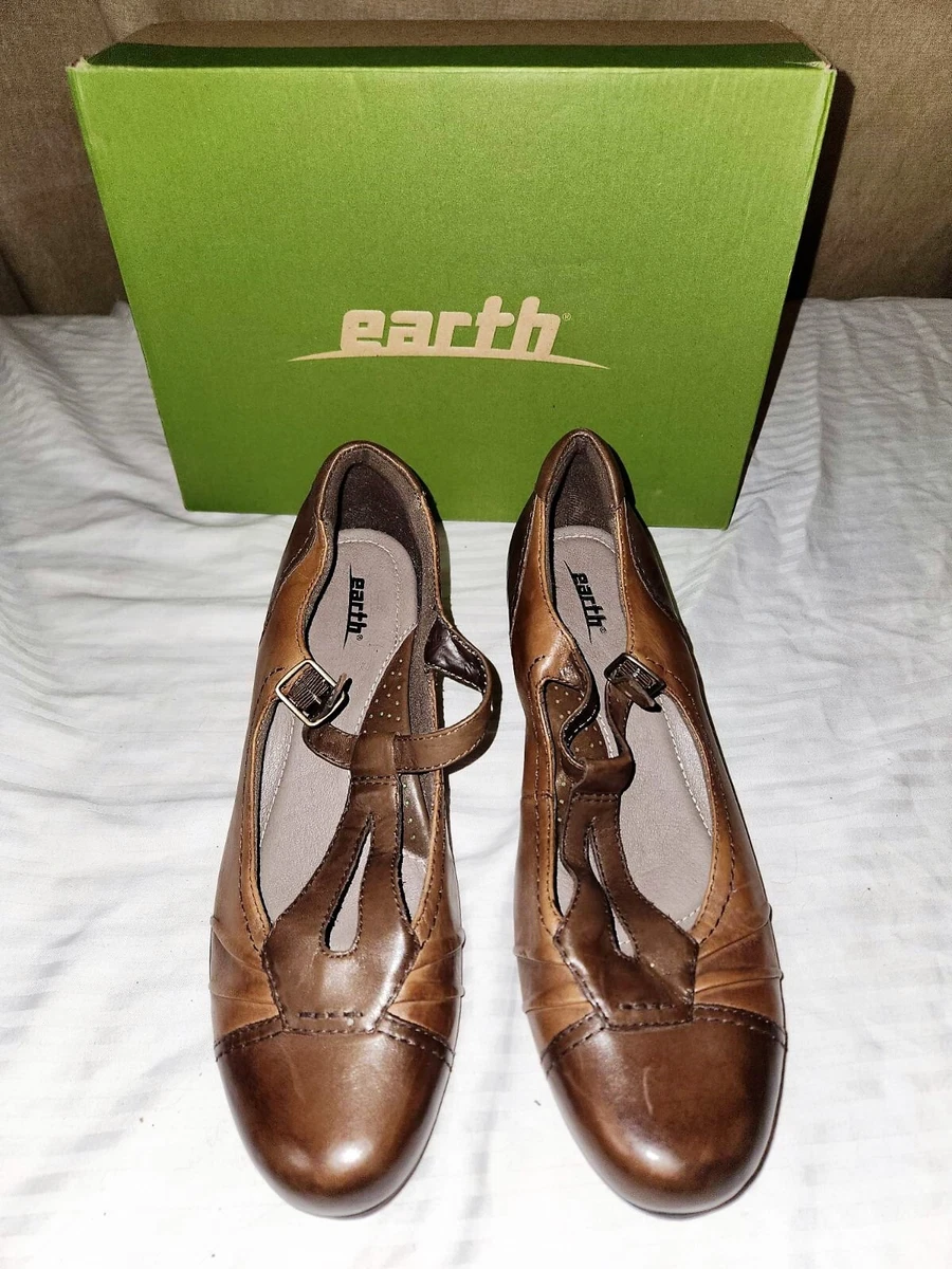 Earth Shoes Wedges Heels Wanderlust Bark Women s size 10 Pre owned