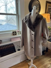 Vintage 70’s Richman Brothers Beige heavy Winter Coat Jacket, Size 46