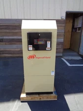 Ingersoll Rand NVC300A4HN 300 CFM refrigerated cycling air dryer Zeks