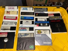 LARGE LOT Commodore 64 128 5.25" Floppy Disk Games Software for Retro VTG gaming