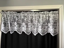 White Lace Floral Valance 17"L x 62"W