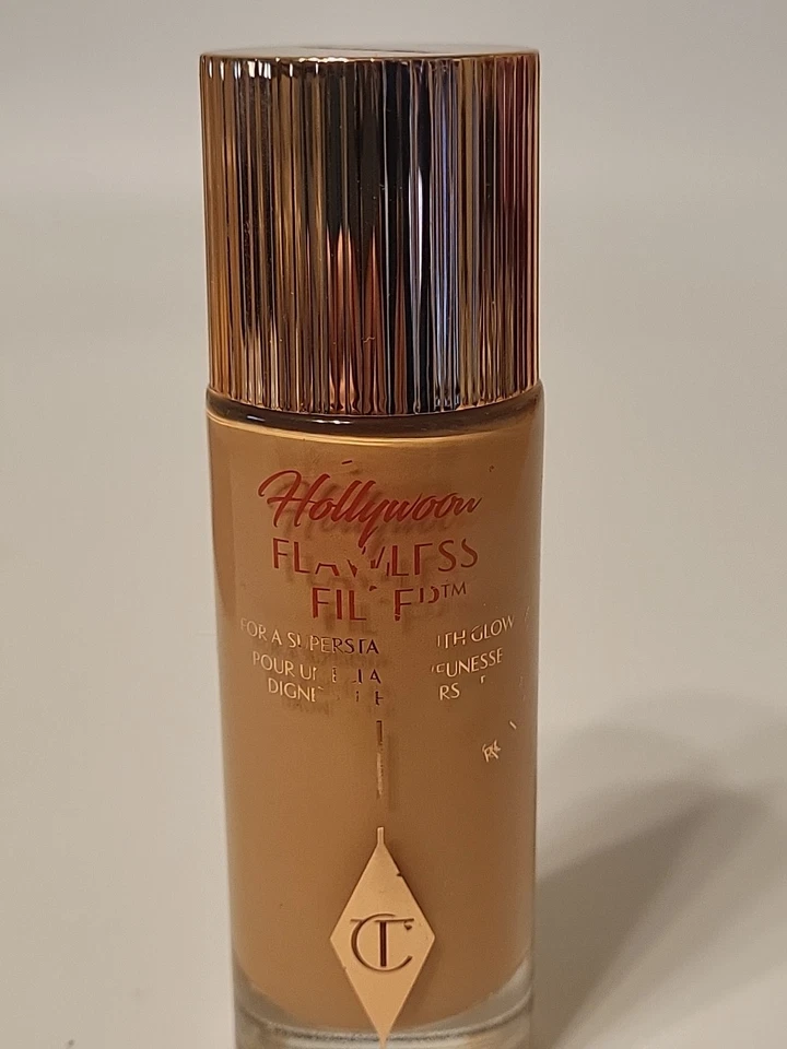 Charlotte Tilbury Hollywood Flawless Filter 5 TAN Scuffed Bottle Please Read - Image 2 of 4