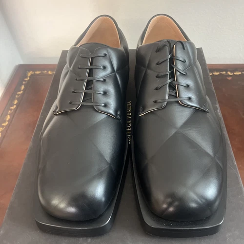 Scarpa Oxford Bottega Veneta 592075 Matelasse Nappy Dream in pelle nera taglia 45 E