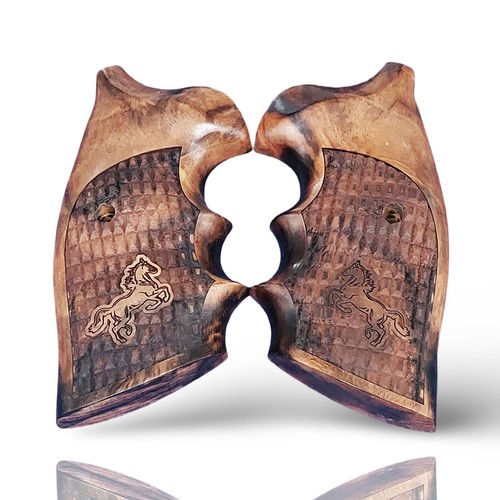 Royal Craft Collection - Impugnature in legno incise artigianali per Colt Pitone - Foto 13 di 16