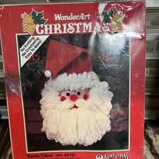 Aunt Lydias Yarn Kit Santa Claus K131 Wall Hanging Wonder Art Craft Christmas
