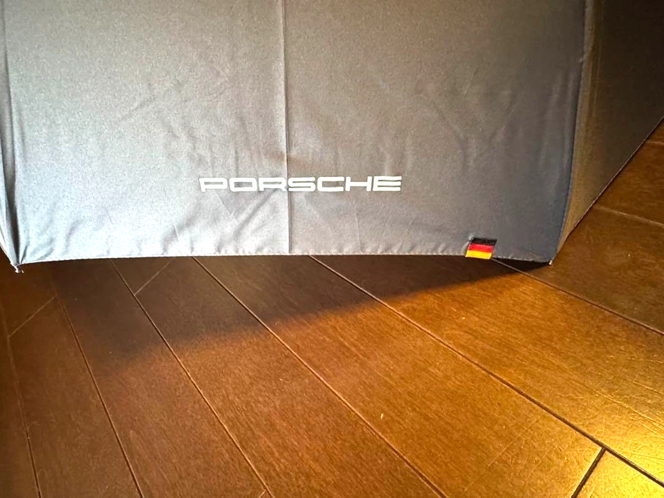 [Unused] Porsche Lightweight Folding Umbrella - Image 3 of 4