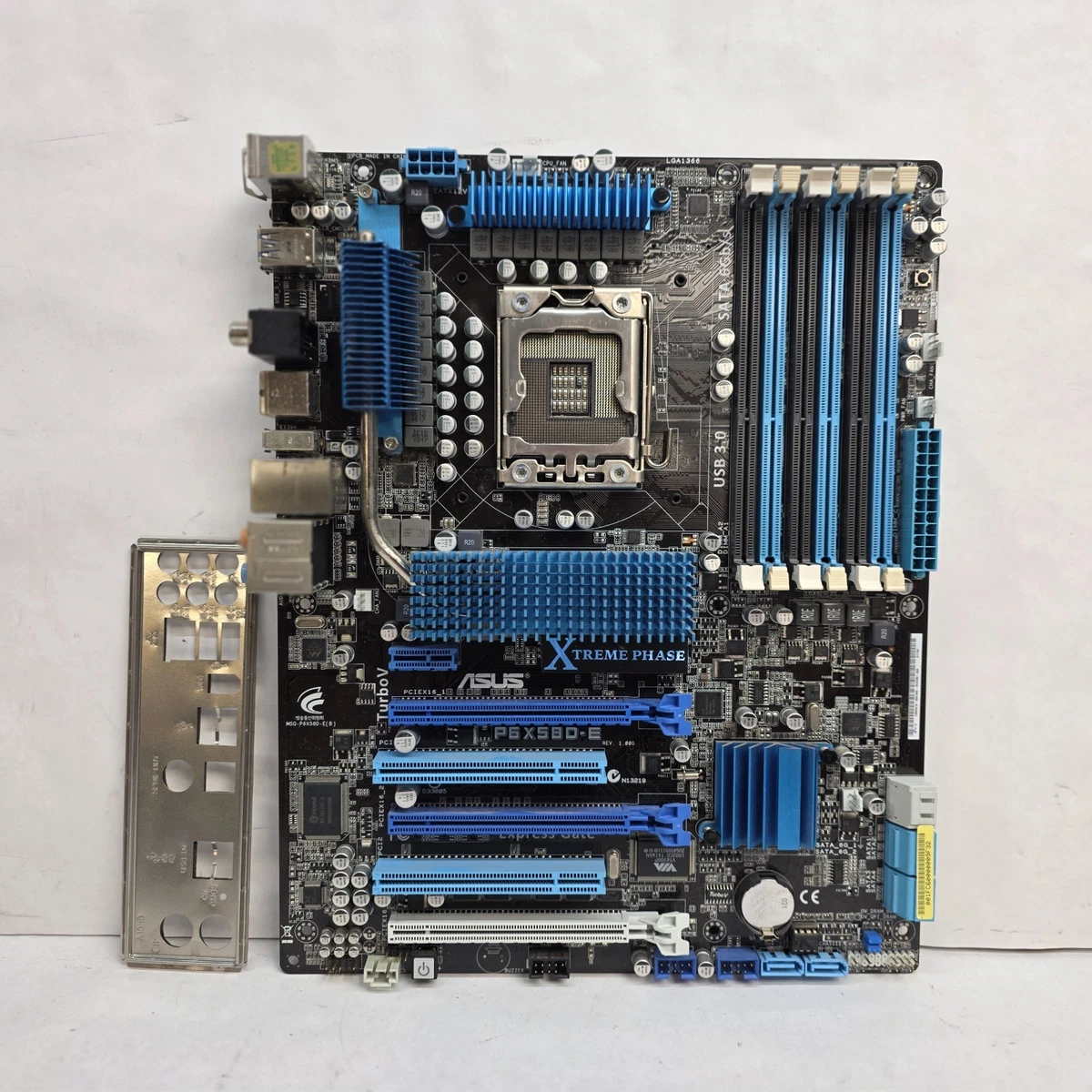 Foxconn Bloodrage - the forgotten legend of X58 ​【希少】Foxconn