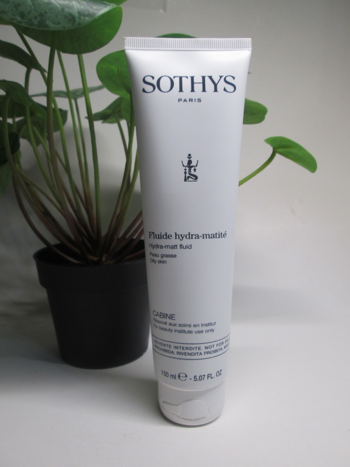SOTHYS hydra-matt  fluid oily skin    NEW    5.07FL.OZ/150ML NEW