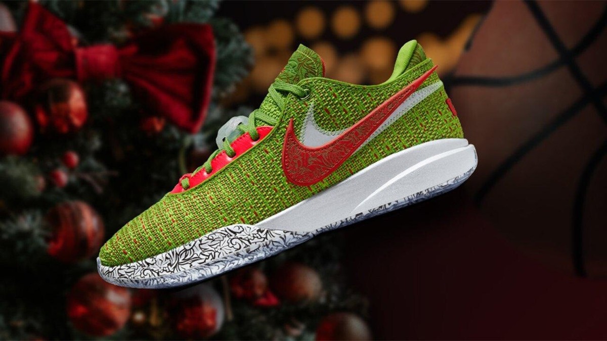 LeBron XX Christmas Stocking Stuffer “Grinch” ? ? In Hand/Same 