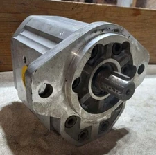 Sauer Sundstrand SNP3/50SC107DDN/4D Hydraulic Gear Pump