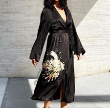 ZARA KIMONO KAFTAN WICKELKLEID ÜBERMANTEL MORGENMANTEL STYLE BESTICKT STICKEREI