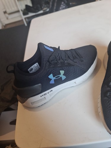 Here Is This Under Armour For You Black Used But Still In Good Condition. - Picture 7 of 24